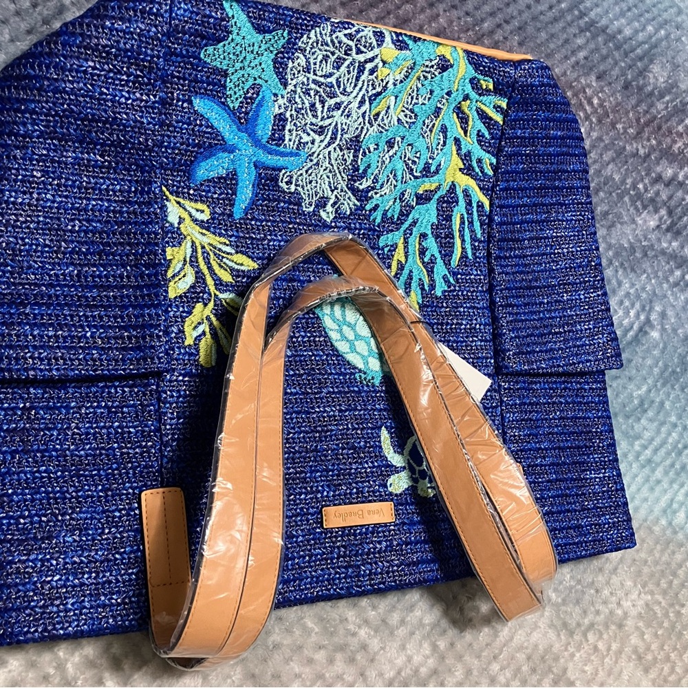 Gorgeous New Vera Bradley tote - Picture 4 of 15